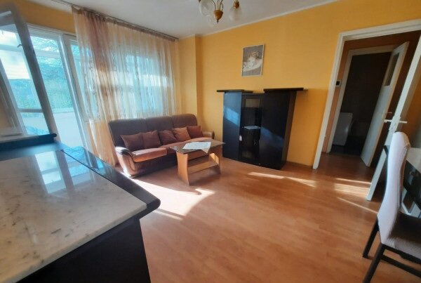 Tineretului x Cantemir x Unirii, langa Bv Marasesti si metrou Unirii.